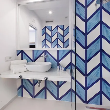 - Luis 2 11 Apartment Sorrento